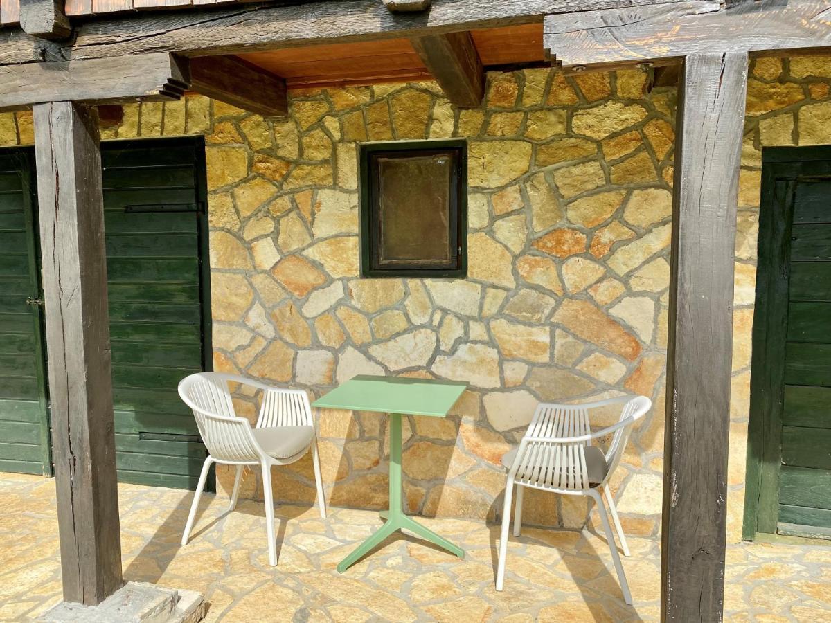 Country House Novosel Duga Resa Buitenkant foto