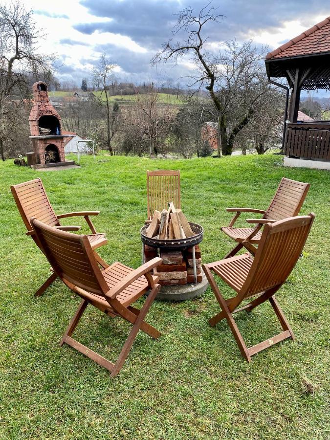 Country House Novosel Duga Resa Buitenkant foto